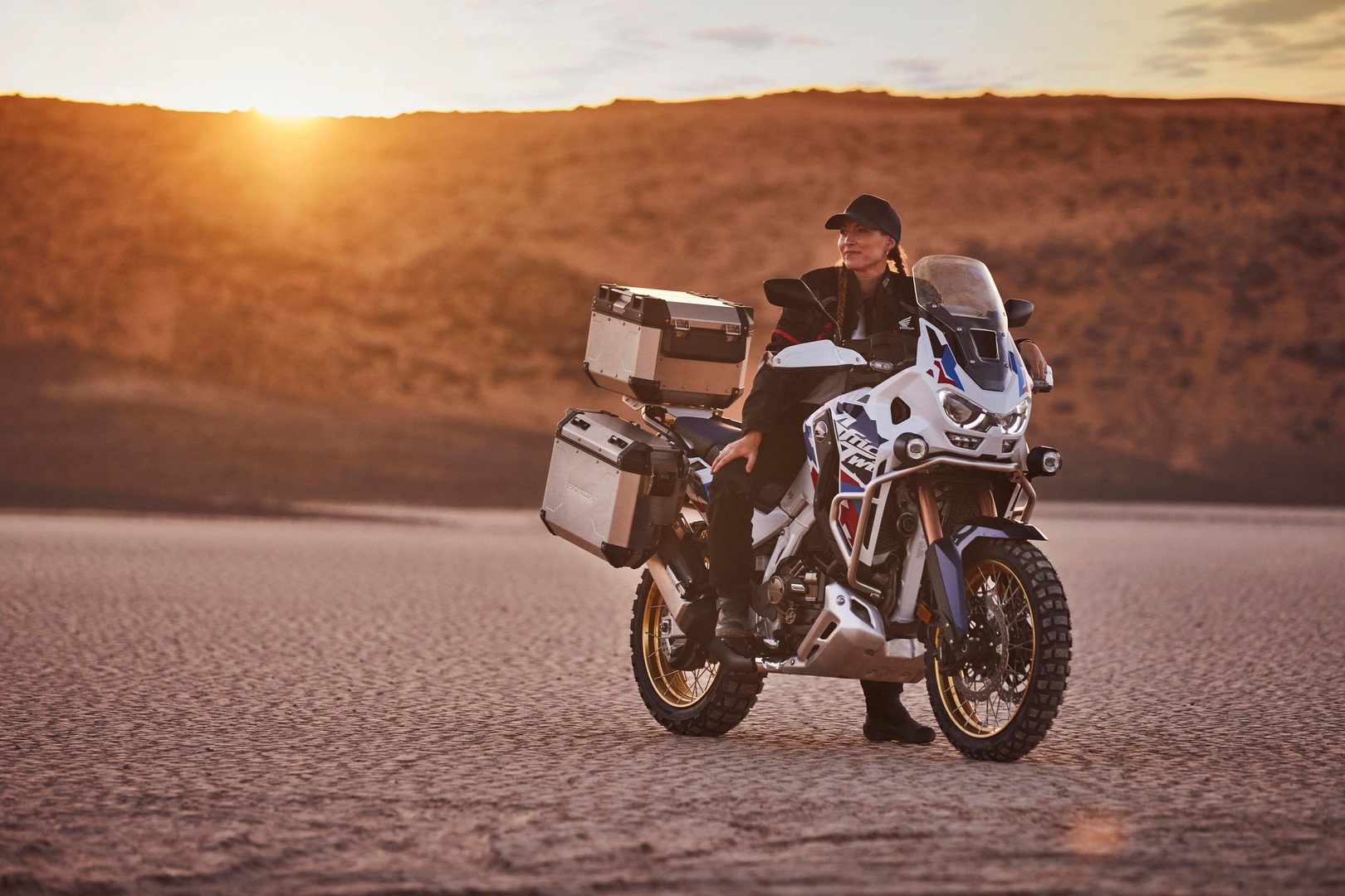 Honda CRF1100L Africa Twin & CRF1100L Africa Twin Adventure Sports 2024